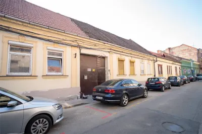 Casa la curte comuna pe str. Ady Endre - foto 21