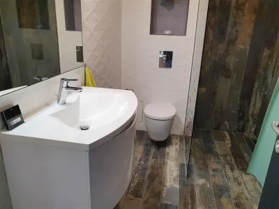 Inchiriere apartament 2 camere Ploiesti,bloc nou, zona Albert - foto 9