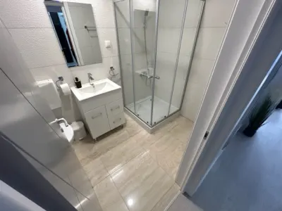 Inchiriere apartament 2 camere, prima inchiriere, bloc nou Ploiesti - foto 13