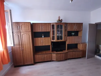 2 camere Tractorul-LIDL,mobilat,79000 Euro - Brasov