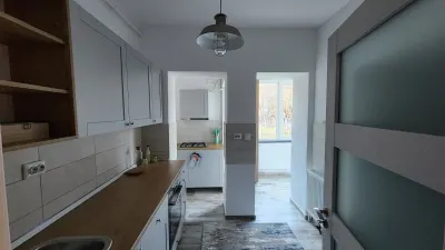 2 camere Astra-piata,renovat ,118500 Euro - Brasov