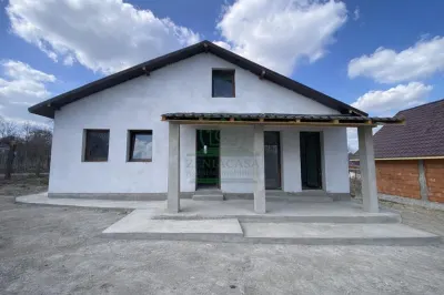 Casa 4 camere Voinesti Iasi 500 mp teren - Voinesti