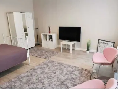 Garsoniera lux Centru Istoric  395 Euro - Brasov