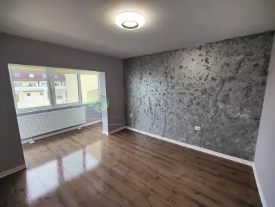 2 camere lux  decomandat ASTRA, 119.500 Euro - Brasov