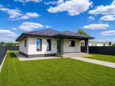 Casa Tutora Tomesti, 3 camere la cheie! - foto 11