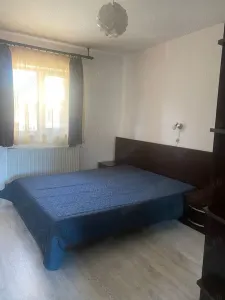 2 CAMERE TRACTORU IN VILA - Brasov