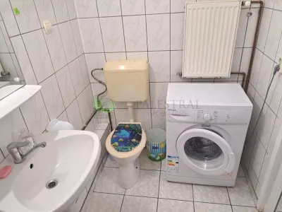 2 CAMERE RACADAU,BLOC VILA,79900 Euro - foto 4
