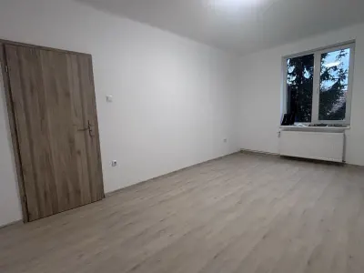 2 camere Avram Iancu,renovat lux,125000 Euro - Brasov