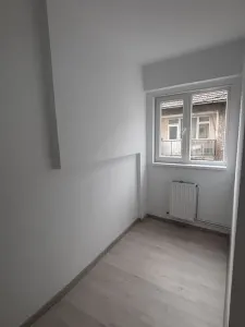 2 camere Avram Iancu,renovat lux,125000 Euro - foto 5