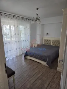 Apartament 3 camere zona cartier Nicolina - Iasi