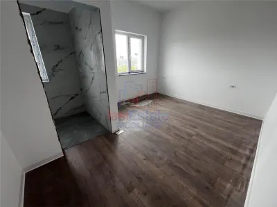 Casa parter 4 camere 2 bai Terasa Beci in zona Valea Adanca - foto 4