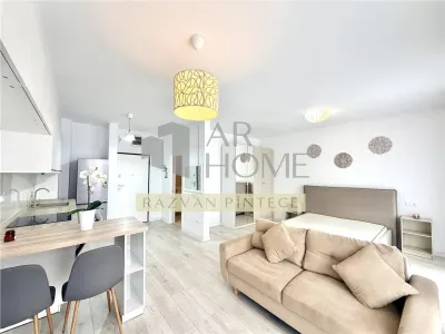 Garsoniera spatioasa, de lux, parcare, zona Vest Ploiesti - Ploiesti