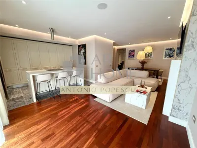 Apartament 3 camere alcatuit din 2 ap de 2 camere unite,Ploiesti,Alber - Ploiesti