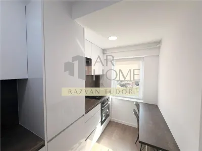 Apartament 2 camere, loc de parcare , Ploiesti, ultracentral - foto 9