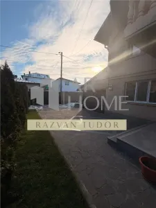 Casa 5 camere , renovata 2020 cu garaj , Ploiesti , central - foto 2