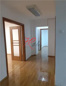 Vânzare apartament 4 camere Piața Victoriei - Bucuresti