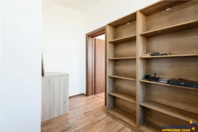 Hala moderna +3.000mp curte, conditii optime, exterior Brasov - foto 14