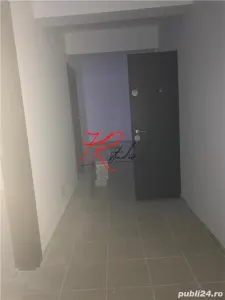 OPORTUNITATE! Apartament 3 camere decomandat- Drumul Fermei - foto 2