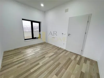 Vanzare casa 4 camere plus garaj, in Paulesti, zona cu priveliste la padure. - foto 17