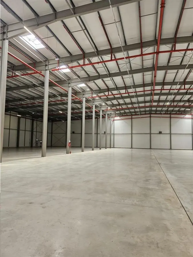 Spatiu Industrial - 2500 mp - Logistica - Productie - Depozitare - Distributie - foto 3