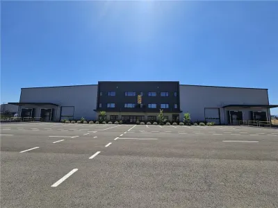 Spatiu Industrial - 2500 mp - Logistica - Productie - Depozitare - Distributie - foto 6