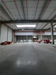 Spatiu Industrial - 900 mp - Logistica - Productie - Depozitare - Distributie - Apahida