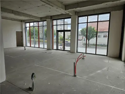 Spatiu Comercial - 200 mp - Showroom - Servicii - Clinica Medicala - foto 14
