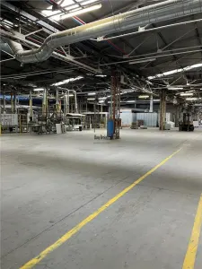 Spatiu Industrial -  2500 mp - Productie - Depozitare - Distributie - Sebes