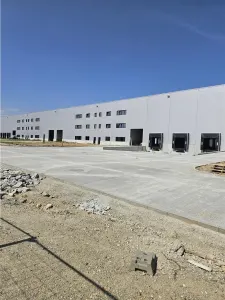 Spatiu Industrial - 5300 mp - Productie - Depozitare - Logistica - Distributie - foto 9