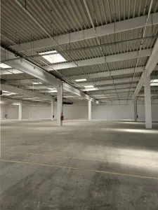 Spatiu Industrial - 4000 mp - Productie - Depozitare - Distributie - foto 4