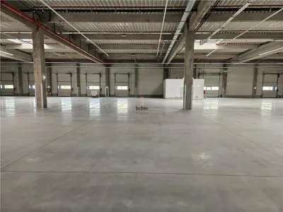 Spatiu Industrial - 3500 mp - Productie - Depozitare - Distributie - Sibiu