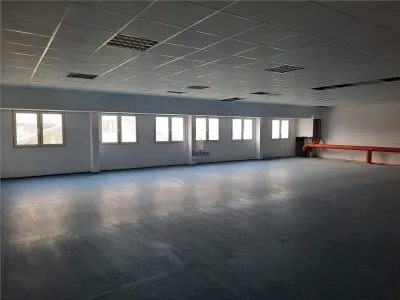 Spatiu Industrial - 5000 mp - Productie - Depozitare - foto 13