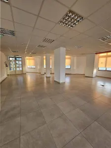 Cladire Birouri - 900 mp - Piata Cibin - Clinica Medicala - IT - Servicii - Sibiu