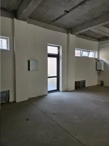 Spatiu Comercial - 200 mp - Balanta - Clinica Medicala - Showroom - Comert - Servicii - foto 9
