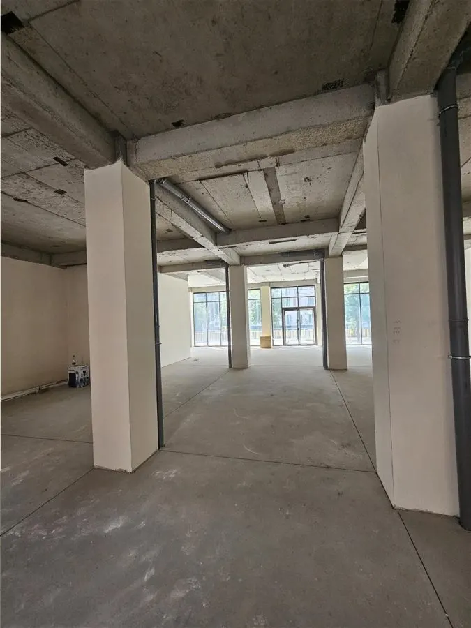 Spatiu Comercial - 200 mp - Balanta - Clinica Medicala - Showroom - Comert - Servicii - foto 10