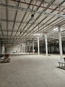 Spatiu Industrial - 2700 mp - Productie - Depozitare - Office - Brasov