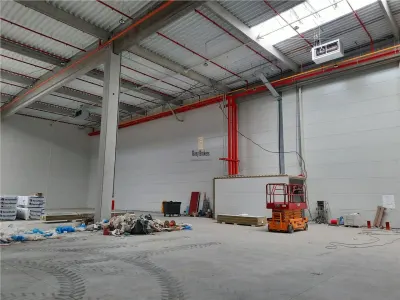Spatiu Industrial - 2100 mp - Logistica - Productie - Depozitare - Distributie - foto 13