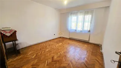 Vila spatioasa cu 7 camere in Centru | Ideala pentru familie, investitie sau business - foto 18