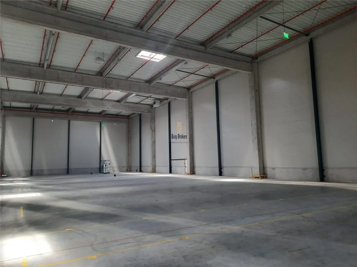 Spatiu Industrial - 4000 mp - Logistica - Productie - Depozitare - Distributie - foto 4