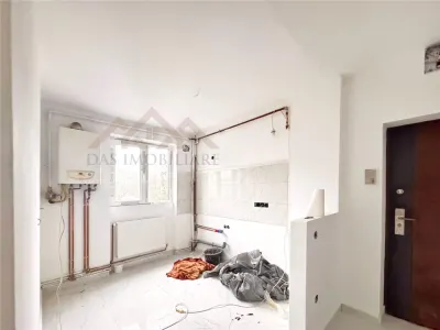 Apartament 2 camere, etaj 3 , bld. Independentei - foto 4