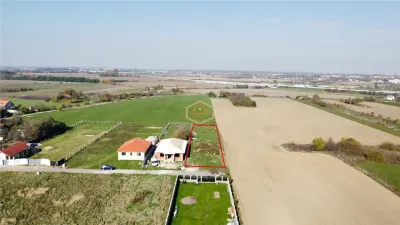 Teren intravilan - 1.215 mp | Fundatie si Proiect Aprobat | Oportunitate ideala in Satu Mare - Satu Mare