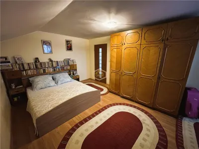 VIDEO | Casa cu 5 camere si curte ingrijita | Ideala pentru o familie | Lucian Blaga - foto 12