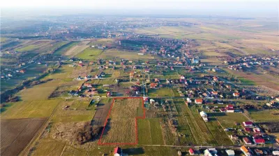 Teren intravilan parcelabil - 12.130 mp | Vedere spre padure | Dublu front - Satu Mare