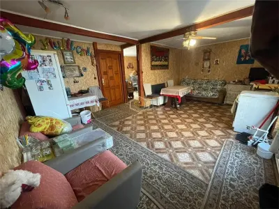 Apartament cu 2 camere + cladire P+M cu 2 unitati locative - foto 13