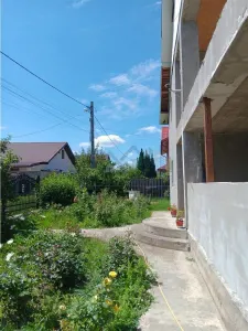 Horpaz Vila P+M 206mp Teren 655mp la 500ml de intrarea in Horpaz pot locui doua familii - foto 11