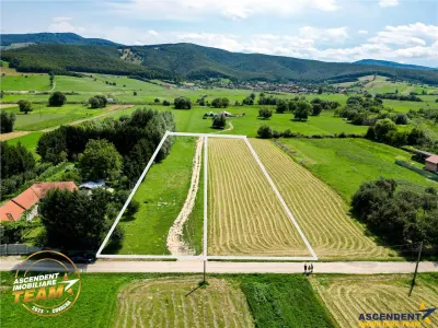 Teren intravilan,2.900mp,recomandat: investitional/ rezidential/constructii,Lunca Marcusului,Covasna - Lunca Marcusului