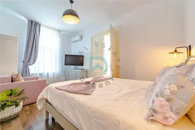 Casa,centrul istoric Brasov - foto 6