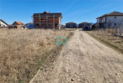 Teren intravilan de vanzare, Sanpetru, 700 mp. - foto 9