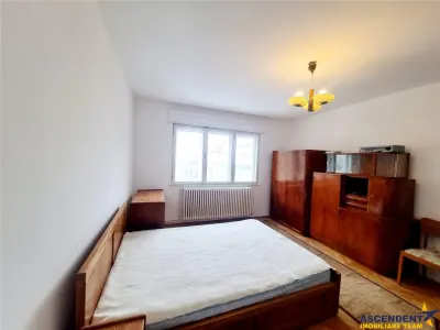 Nivel in  vila, 4 camere, cu garaj, curte proprie, Central, Brasov - foto 6