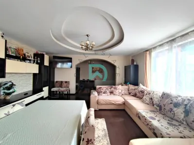 Inchiriez Casa, Primaverii,  Sanpetru - foto 5